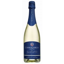 Casal Garcia středně suché šumivé bílé víno