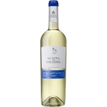 Quinta do Gradil Sauvignon Blanc and Arinto 2016 White Wine