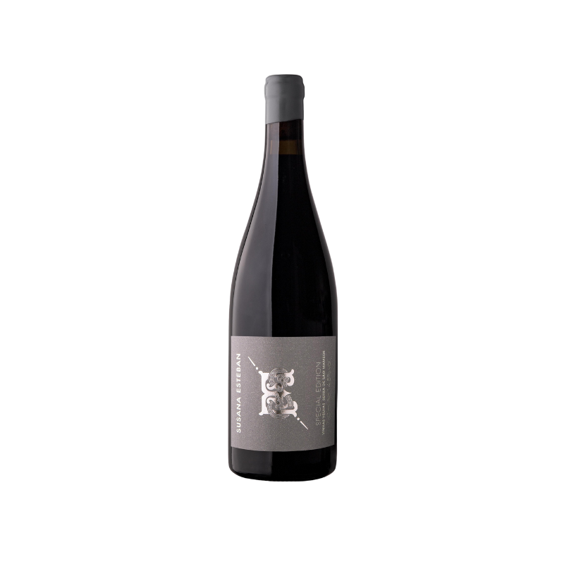 Susana Esteban Special Edition 2018 Red Susana Esteban Special Edition 2018 Red